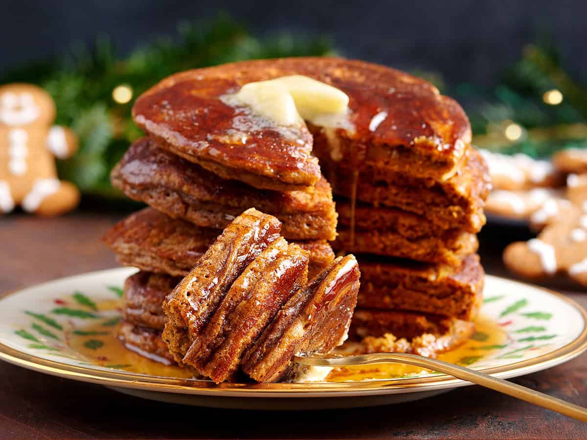 Budget-Friendly Gingerbread Pancakes: Easy Holiday Brunch Treat